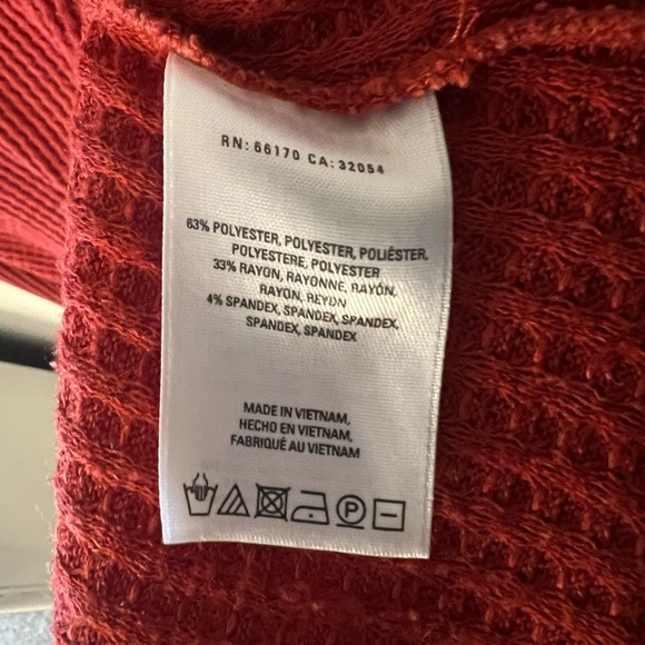 ANTHROPOLOGIE Meadow Rue RED LONG SLEEVE COWLED THERMAL TUNIC TOP Size Small - Picture 5 of 9